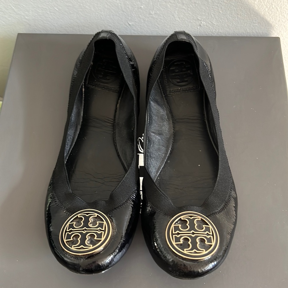 Black Tory Burch flats